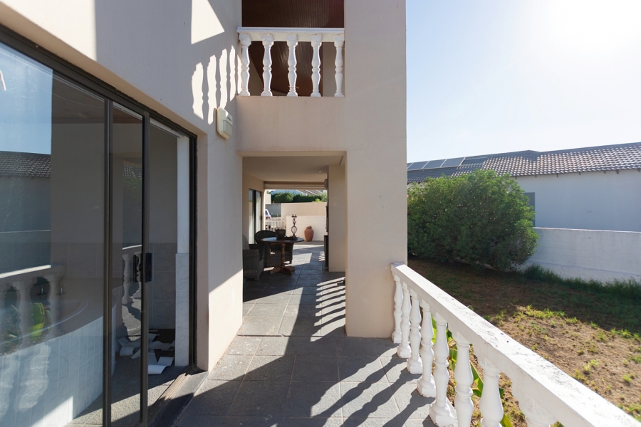 3 Bedroom Property for Sale in Country Club Western Cape